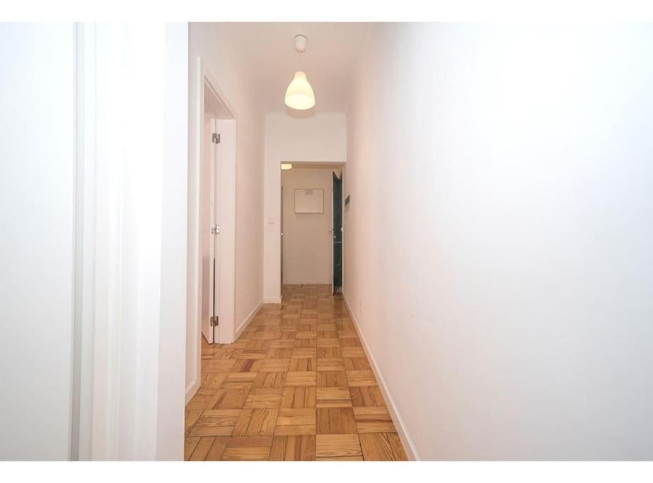 Houze_4 Flat In
